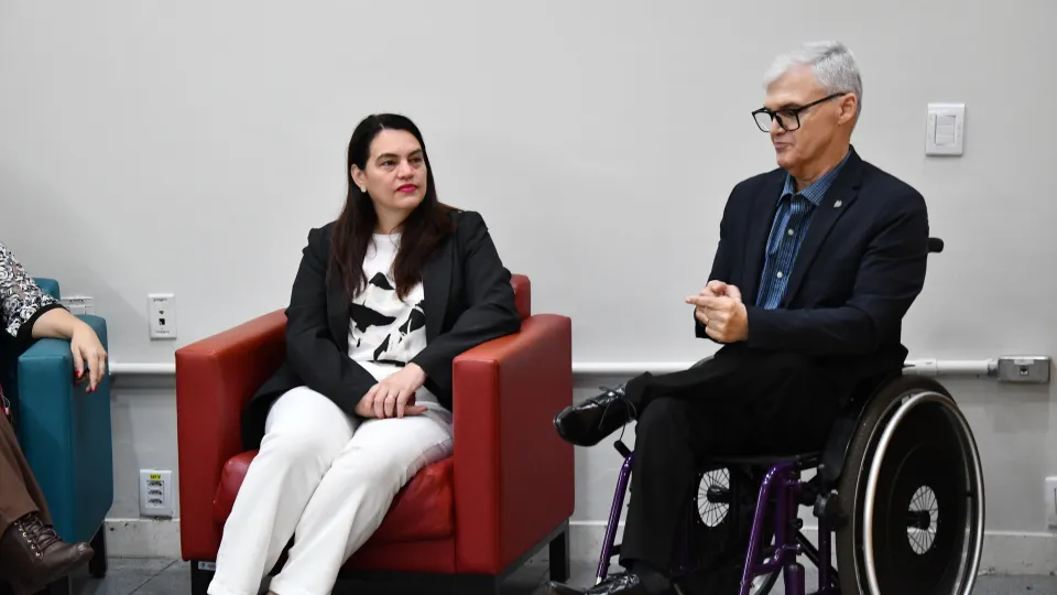 UFU lança Biblioteca de Acessibilidade (Beatriz Oliveira)