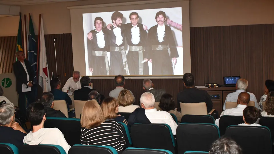 50 anos da formatura da primeira turma de Medicina Veterinária UFU (Milton Santos)