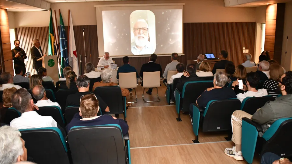 50 anos da formatura da primeira turma de Medicina Veterinária UFU (Milton Santos)