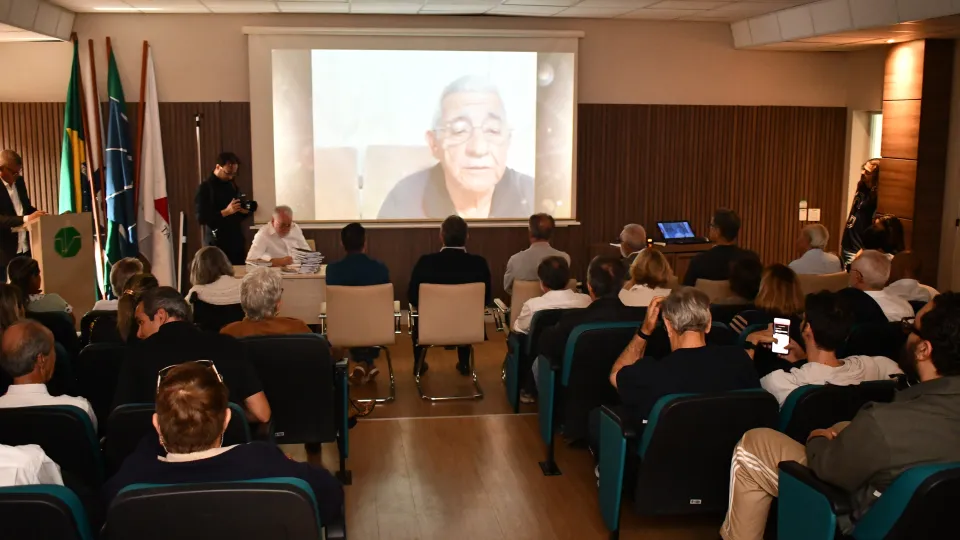 50 anos da formatura da primeira turma de Medicina Veterinária UFU (Milton Santos)