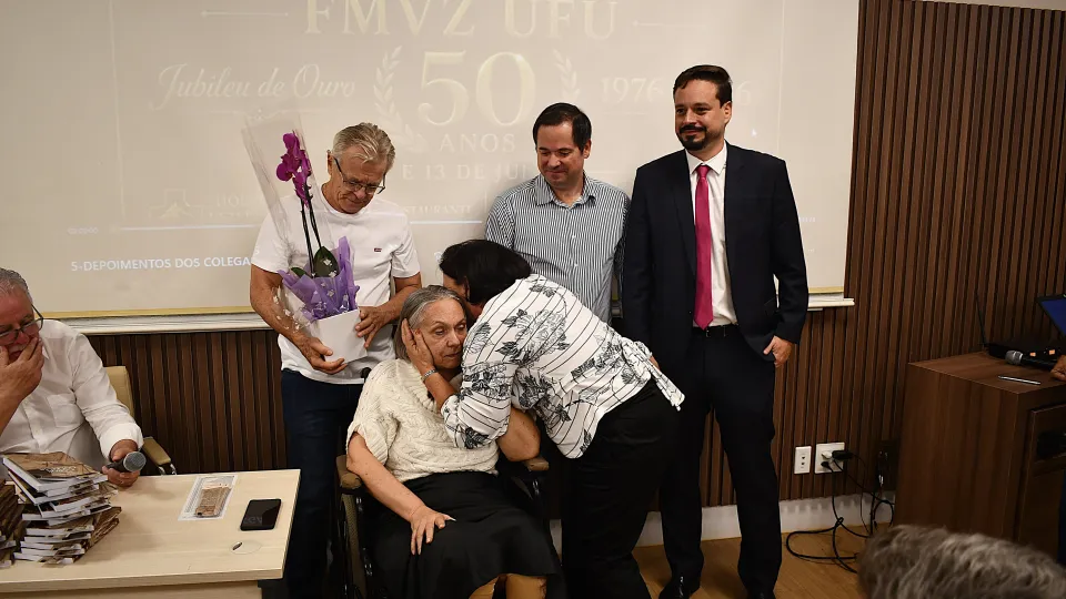 50 anos da formatura da primeira turma de Medicina Veterinária UFU (Milton Santos)