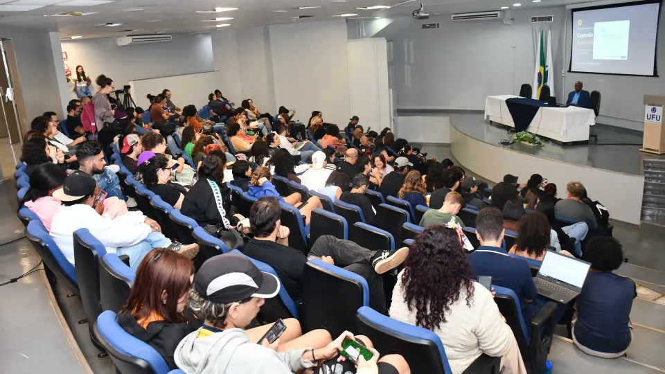 Audiência pública sobre segurança no Campus Pontal 