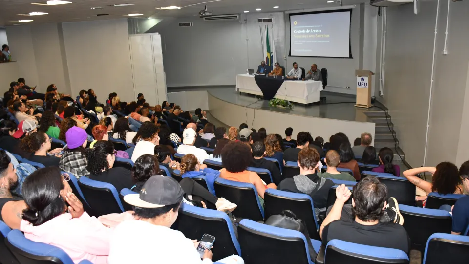 Audiência pública sobre segurança no Campus Pontal 
