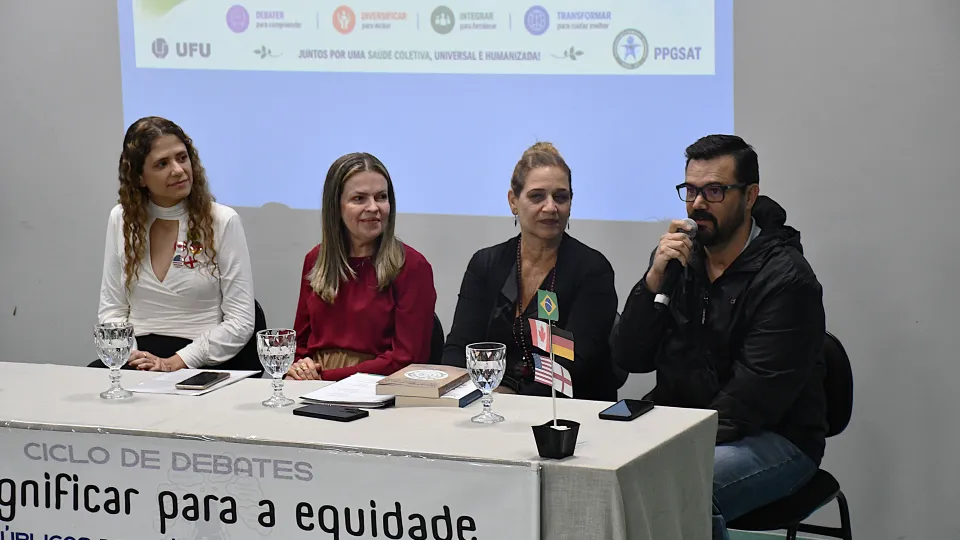 Ciclo de Debates "Ressignificar para a Equidade: Políticas Públicas de Saúde e Interseccionalidades em Debate"