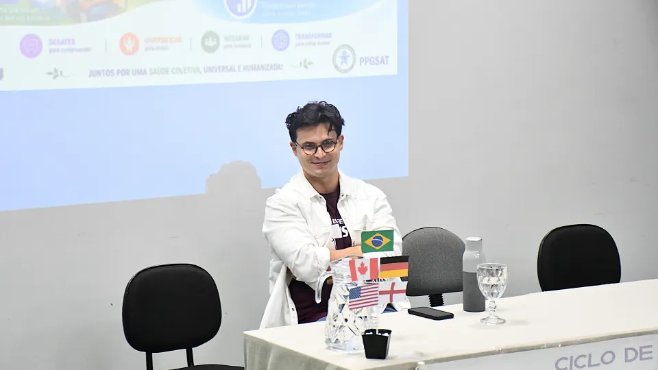 Ciclo de Debates "Ressignificar para a Equidade: Políticas Públicas de Saúde e Interseccionalidades em Debate"