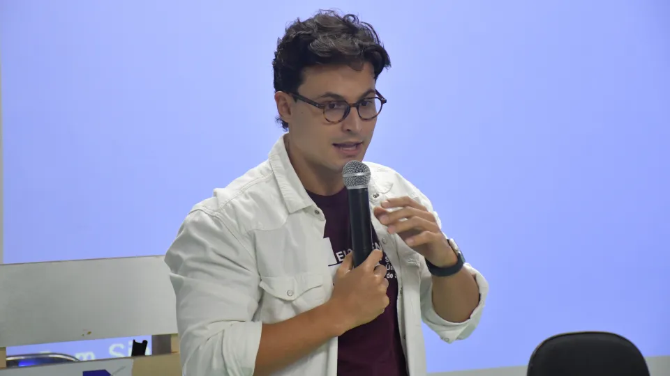 Ciclo de Debates "Ressignificar para a Equidade: Políticas Públicas de Saúde e Interseccionalidades em Debate"