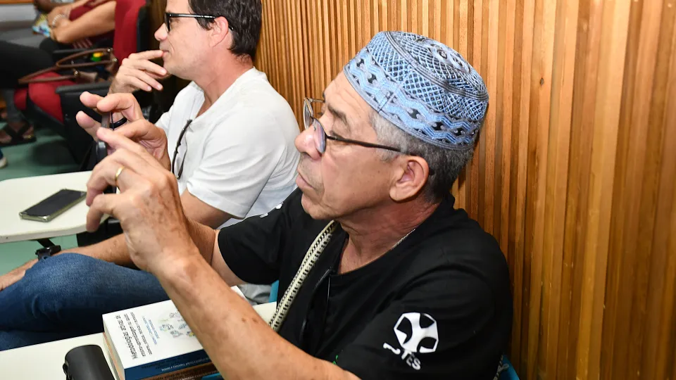 Ciclo de Debates "Ressignificar para a Equidade: Políticas Públicas de Saúde e Interseccionalidades em Debate"