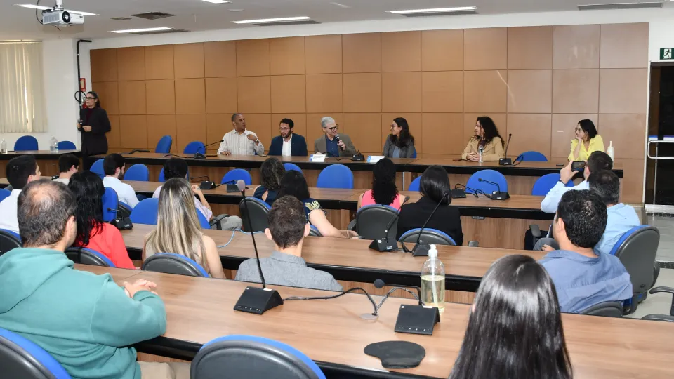 Posse dos novos técnicos e docentes da UFU 