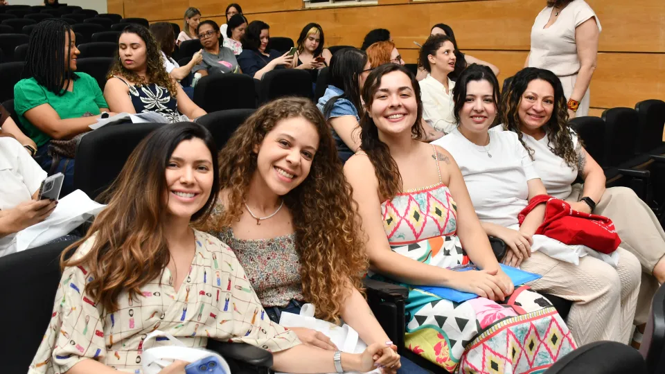 XVII Seminário Nacional "O Uno e o Diverso na Educação Escolar " e II Seminário Internacional 200 anos de Escolas Públicas no Brasil (Foto: Milton Santos) 