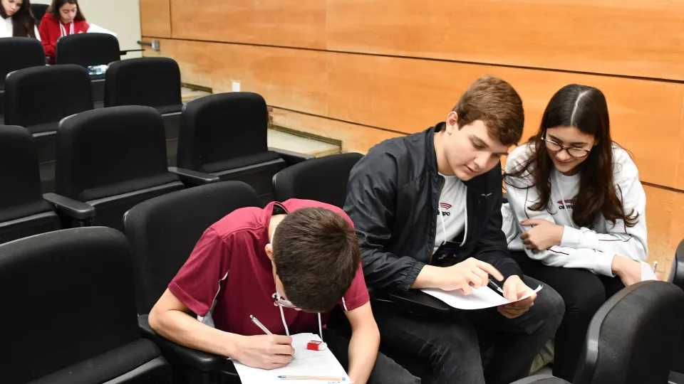 II Maratona de Física do Ensino Médio de Uberlândia. (Foto: Milton Santos)