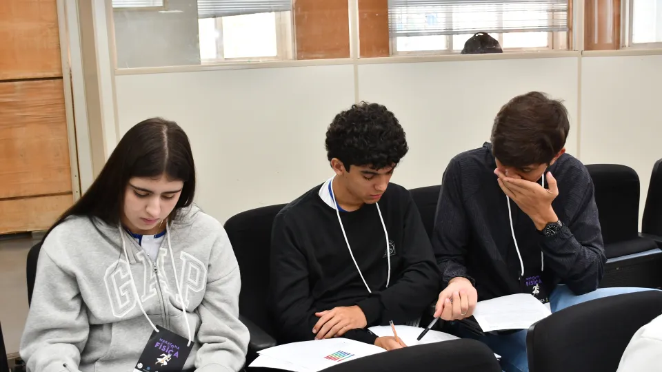 II Maratona de Física do Ensino Médio de Uberlândia. (Foto: Milton Santos)