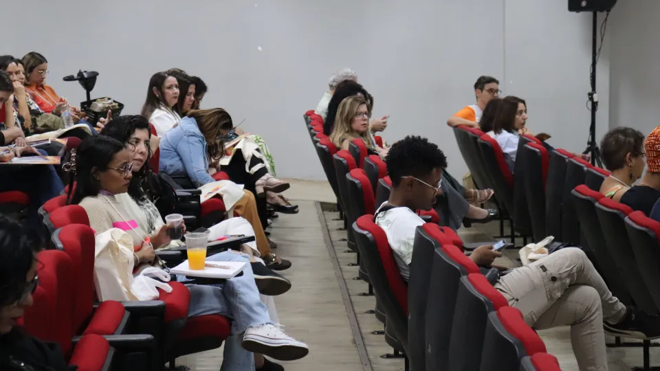 Abertura do IV Simpósio sobre Feminicídios: Memórias, Pactos e Ações contra o Feminicídio (Foto: Laís Espósito) 