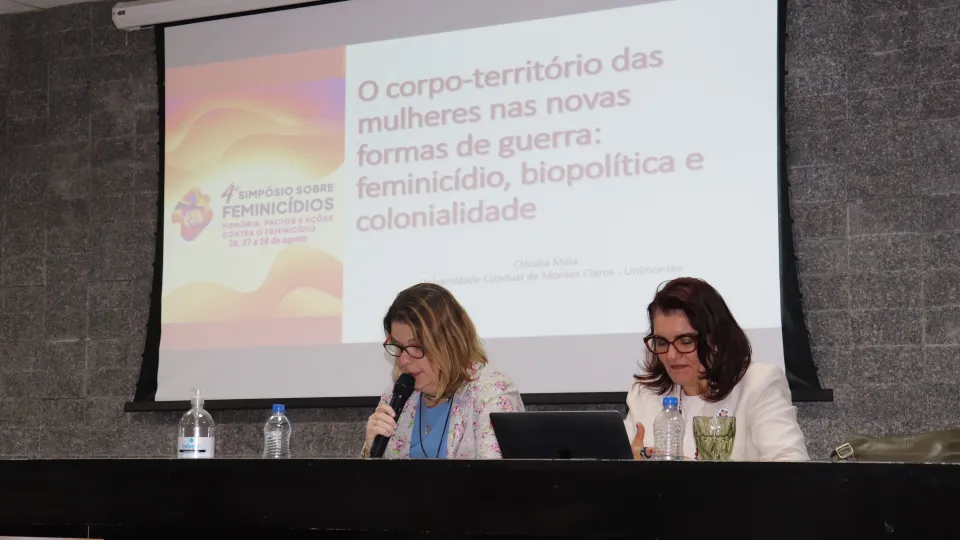 Abertura do IV Simpósio sobre Feminicídios: Memórias, Pactos e Ações contra o Feminicídio (Foto: Laís Espósito) 