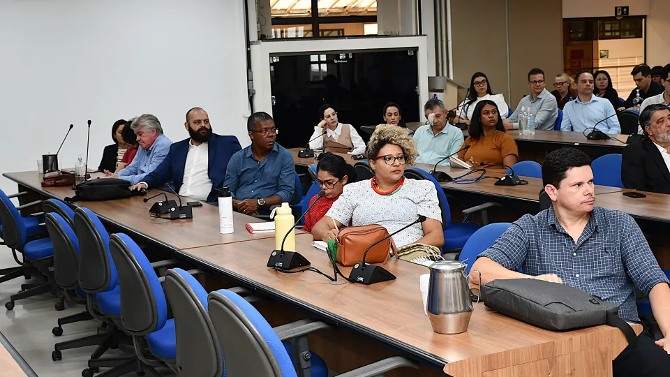 Visita de integrantes da UFCAT (Fotos: Milton Santos)