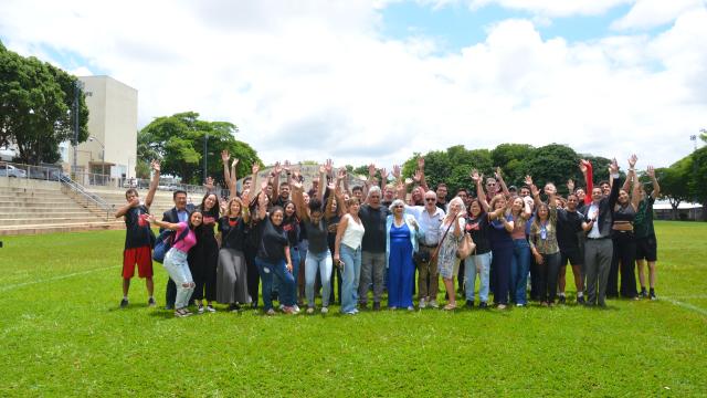 Celebração das 100 turmas do curso de Educação Física (foto: Milton Santos)