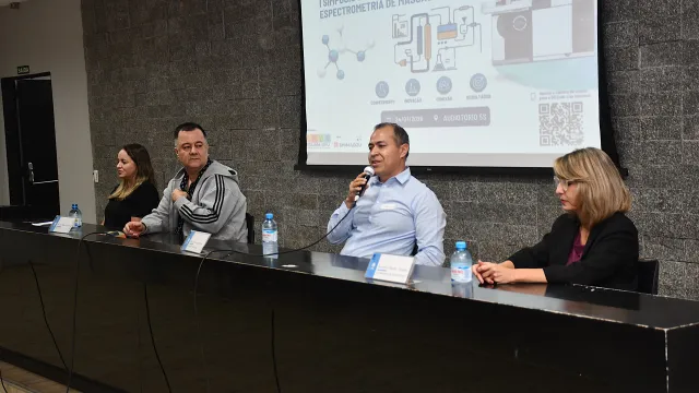 Simpósio de Cromatografia Gasosa e Espectrometria de Massas (Fotos: Milton Santos)
