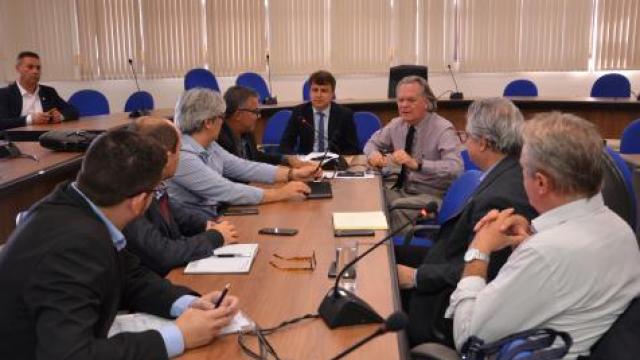 Entre os principais temas de discussão do grupo estão as emendas de bancadas (foto: Milton Santos)