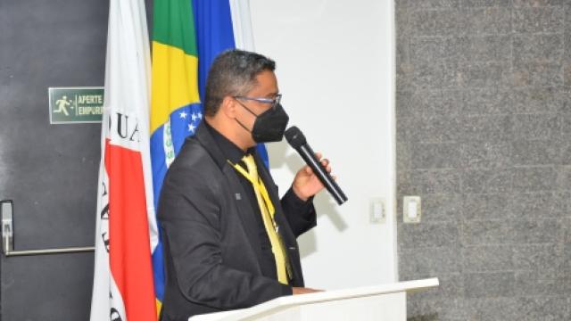 Hélder Eterno da Silveira, em seu primeiro pronunciamento como presidente do Forproex. (Foto: Milton Santos)