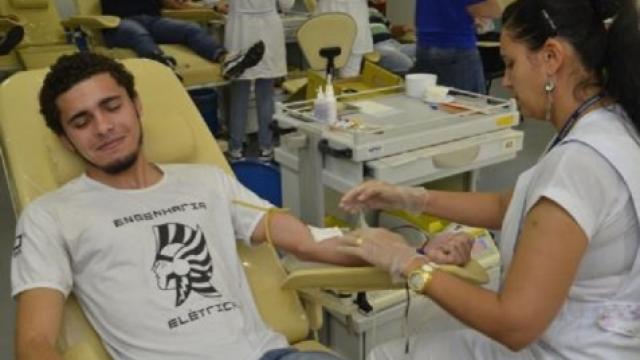 (Foto: Arquivo Dirco)Calouros e veteranos poderão participar de campanha de doação de sangue