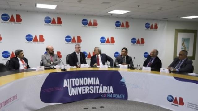 Evento foi organizado pela Comissão Especial de Defesa da Autonomia Universitária da OAB (foto: Eugênio Novaes/OAB)
