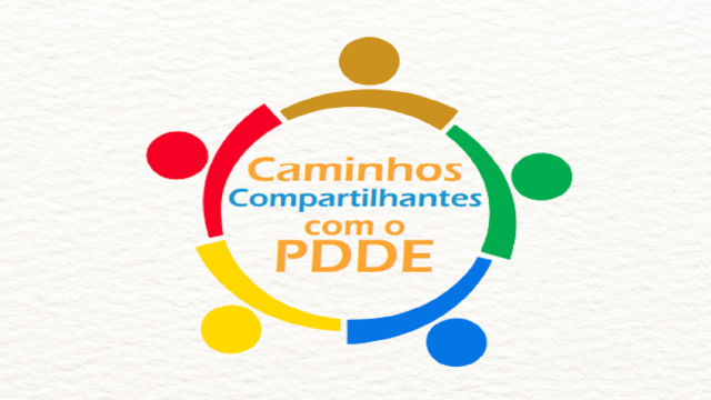 Na imagem, um cartaz colorido com o nome do projeto: 'Caminhos compartilhados com o PDDE'.