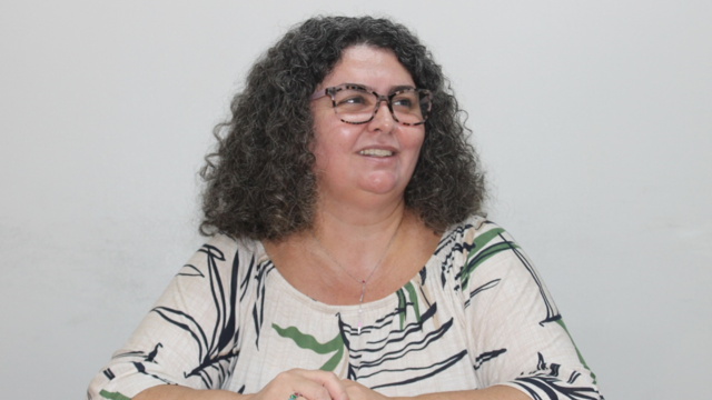 Professora Verônica Angélica Freitas