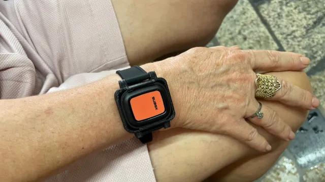 Foto do equipamento de monitoramento