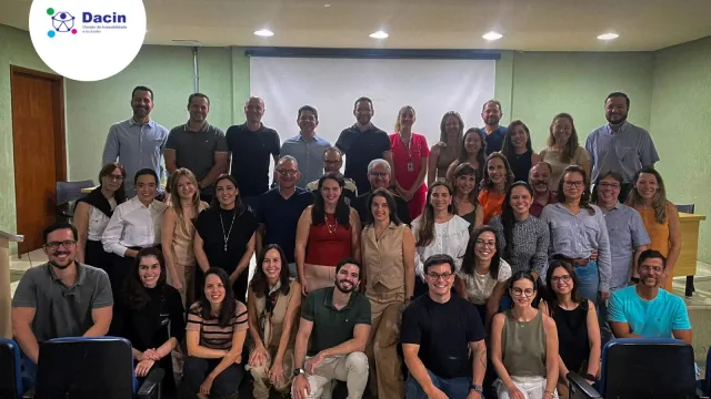 Professores de Odontologia que participaram da formação oferecida pelo Dacin