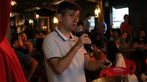 Pint of Science realizado na terça-feira, 8/11, no bar São Arnulfo (foto: Marco Cavalcanti)