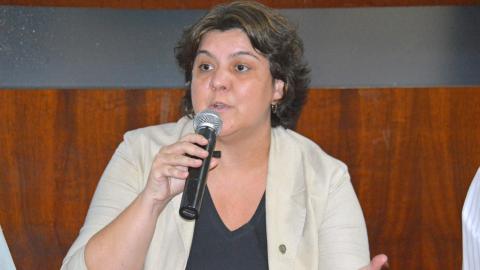 Pró-reitora de Assistência Estudantil, Elaine Saraiva Calderari, durante a 7ª Reunião do Condir, em Patos de Minas