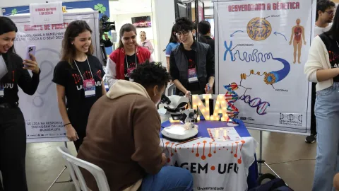 A mostra "A ciência está aqui" faz parte do Comunica Ciência, encontro promovido pela Universidade Federal de Uberlândia (UFU) e que reúne pesquisadores e comunicadores (foto: Marco Cavalcanti)
