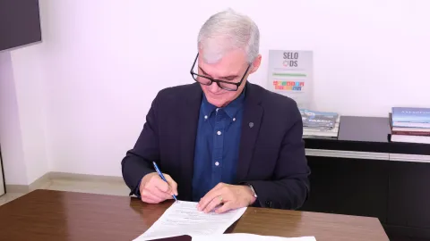 Assinatura da parceria