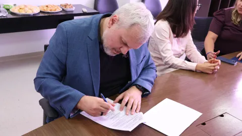 Assinatura da parceria