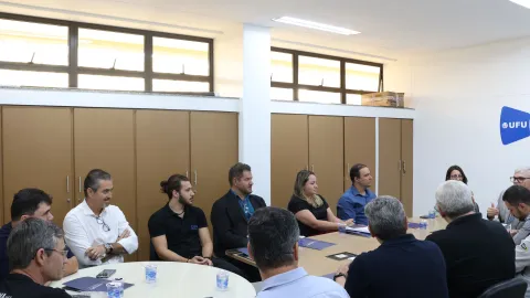 Reunião de boas-vindas