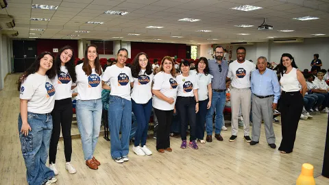 UFU na Escola alunos do ensino médio de Patos de Minas (Fotos: Milton Santos)