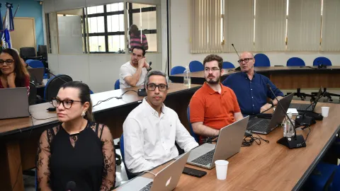 Reunião com os diretores das unidades acadêmicas (Milton Santos)