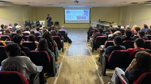 Fotos das apresentações da Aeroweek