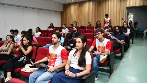 Participantes da palestra