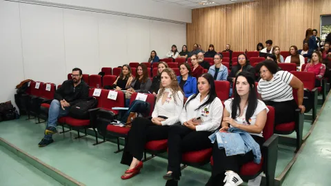 Ciclo de Debates "Ressignificar para a Equidade: Políticas Públicas de Saúde e Interseccionalidades em Debate"