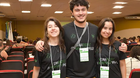 V Simpósio Nacional de Aplicações Biotecnológicas (SINABiotec) e IV Workshop do Programa de Pós-Graduação em Genética e Bioquímica (Fotos: Milton Santos)