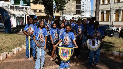 Aula pública promovida é pela UFU em Uberlândia (Foto: Milton Santos)