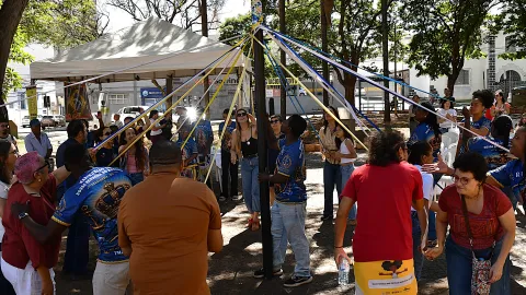Aula pública promovida é pela UFU em Uberlândia (Foto: Milton Santos)