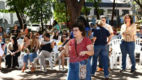Aula pública promovida é pela UFU em Uberlândia (Foto: Milton Santos)