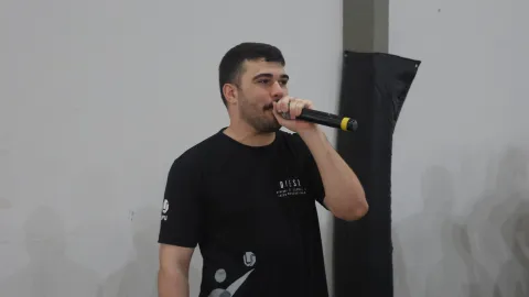 .