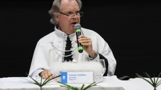 Cerimônia de posse de Carlos Henrique de Carvalho no cargo de reitor da UFU (foto: Marco Cavalcanti)