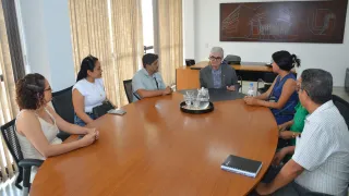 Comitiva de docentes peruanos faz visita à instalação da UFU (Fotos: Milton Santos)