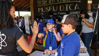 O Brincando e Aprendendo é aberto à população em geral (foto: Marco Cavalcanti)